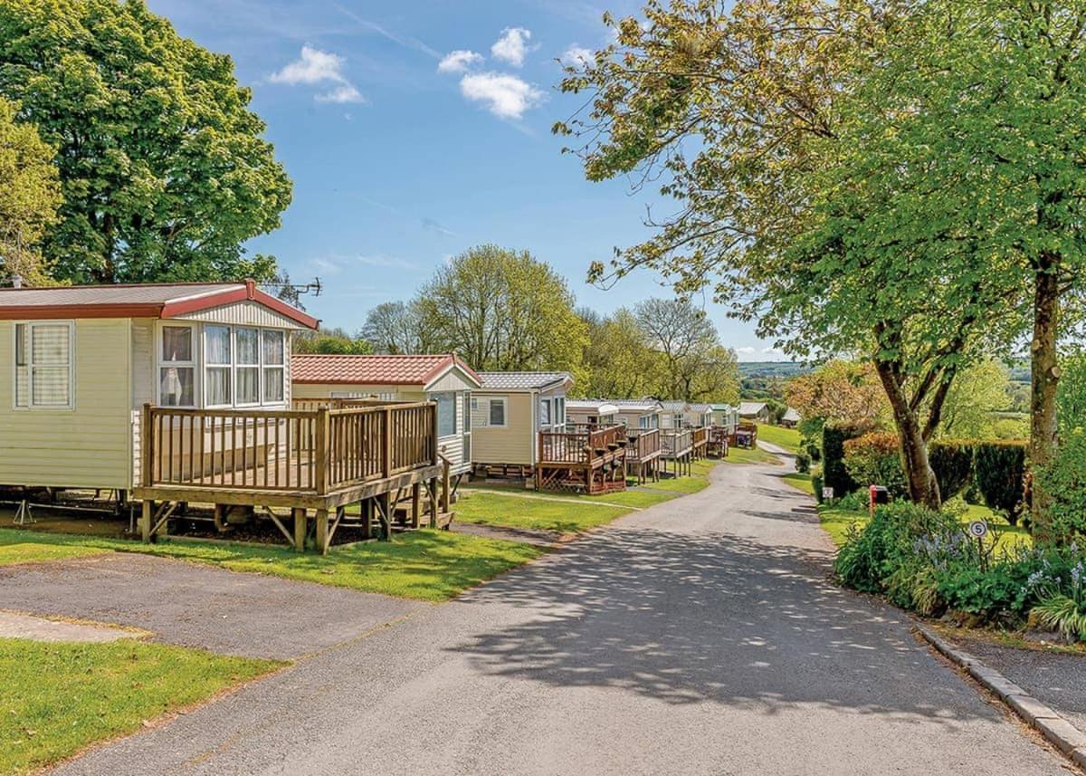 Noble Court Holiday Park Narberth Dış mekan fotoğraf